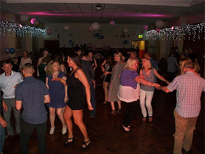 Picture of John Schofield working at a wedding