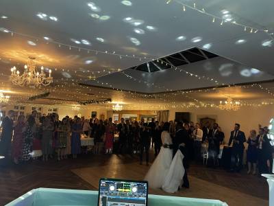 Picture of Chris Quenon working at a wedding