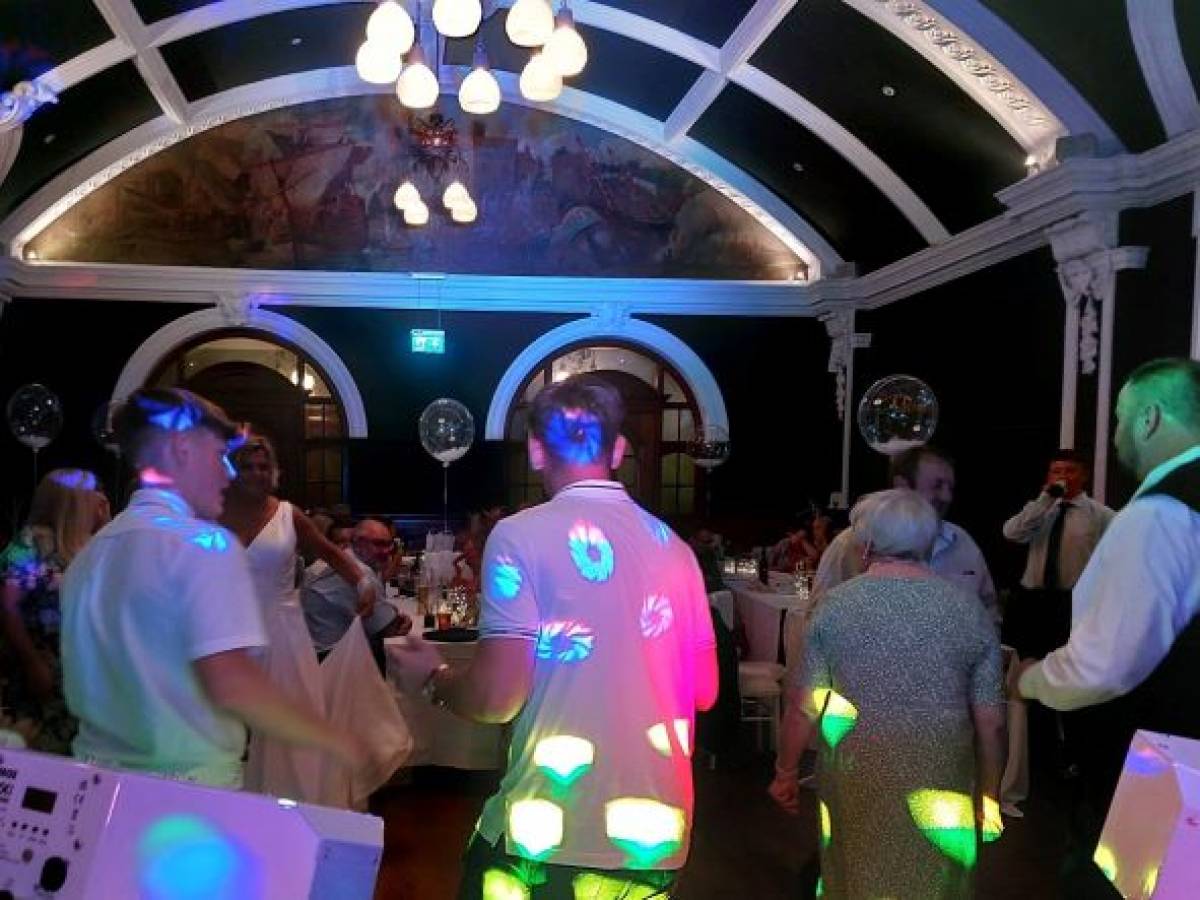 Picture of Martin Thompson working at a wedding