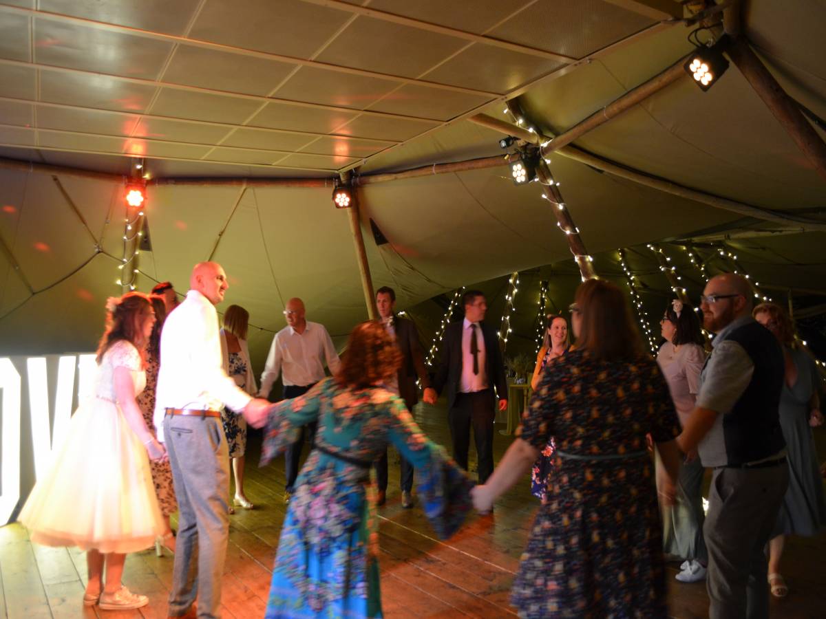 Picture of John Hordell working at a wedding