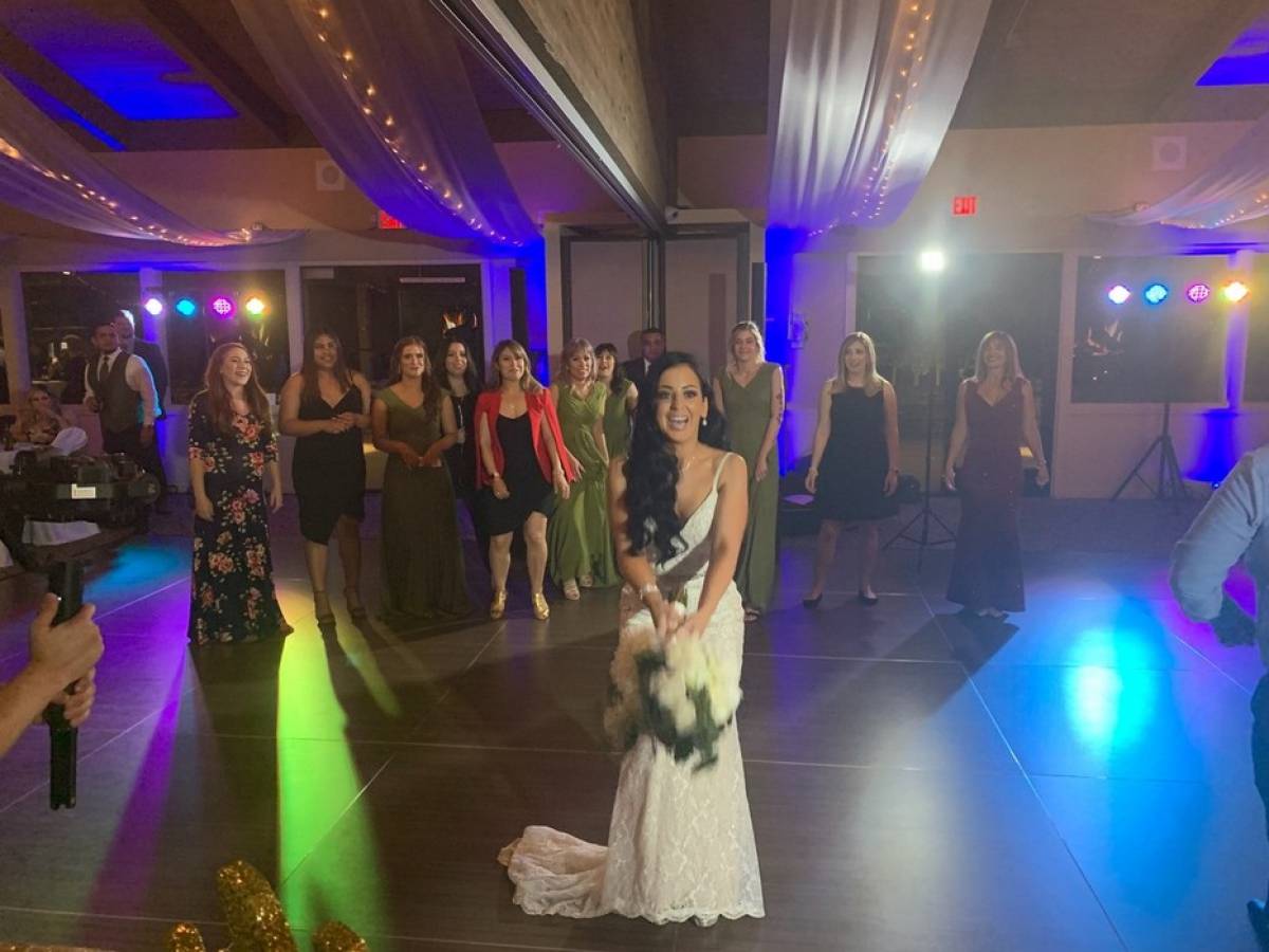 Picture of Dave Hixson working at a wedding